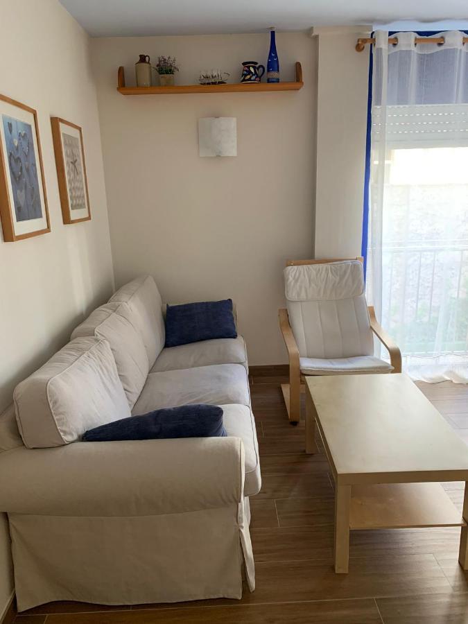 Cosy Apartment In L Escala, 7 Mins Walk To The Closest Beach, Riells L' Escala Dış mekan fotoğraf